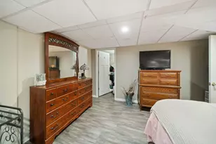 4723 N Kilbourn Ave, Chicago, IL 60630 - Photo 19