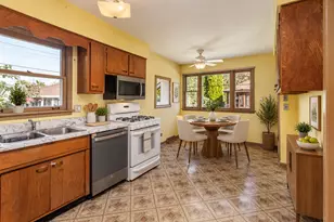5262 Alexander Pl, Oak Lawn, IL 60453 - Photo 7