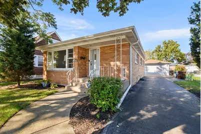 5262 Alexander Place, Oak Lawn, IL 60453 - Photo 1