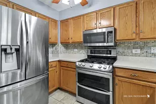1724 Court St, McHenry, IL 60051 - Photo 5