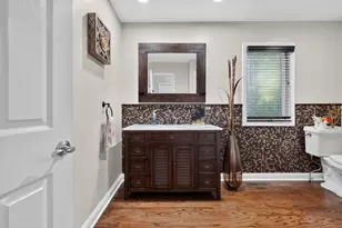 9240 S 83rd Ave, Hickory Hills, IL 60457 - Photo 23