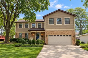 1708 Cranshire Ct, Deerfield, IL 60015 - Photo 1