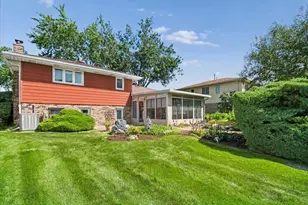 7949 Sycamore Dr, Orland Park, IL 60462 - Photo 25