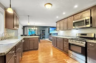 6011 Stevens St, Byron, IL 61010 - Photo 7