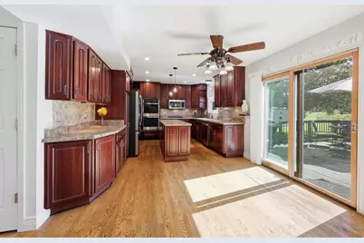 997 Village Road, Crystal Lake, IL 60014 - Photo 11
