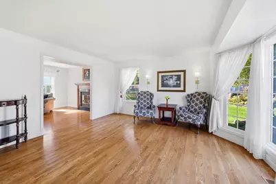 997 Village Road, Crystal Lake, IL 60014 - Photo 9