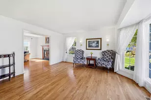 997 Village Rd, Crystal Lake, IL 60014 - Photo 9