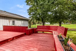812 W 3rd St, Gilman, IL 60938 - Photo 37