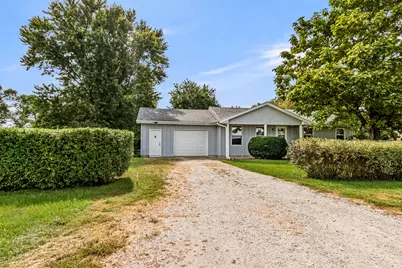 812 W 3rd Street, Gilman, IL 60938 - Photo 5