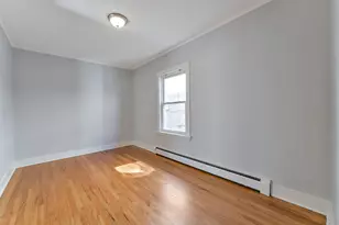 5334 N Lovejoy Ave, Chicago, IL 60630 - Photo 5