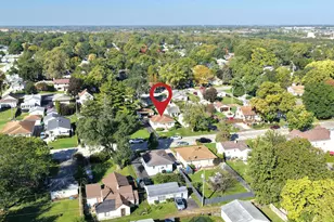 1713 Oakland Ave, Crest Hill, IL 60403 - Photo 3