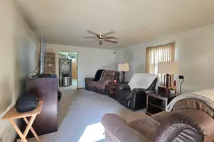 1713 Oakland Ave, Crest Hill, IL 60403 - Photo 7