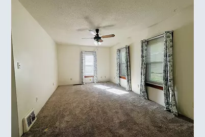 809 Inlet Avenue, Dixon, IL 61021 - Photo 3