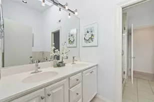 8361 Clynderven Rd, Burr Ridge, IL 60527 - Photo 23
