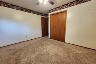 1602 E 1st St, Streator, IL 61364 - Photo 7