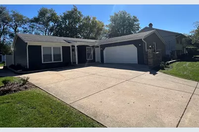 196 Green Court, Streamwood, IL 60107 - Photo 15