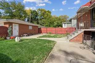 818 S 2nd Ave, Maywood, IL 60153 - Photo 13