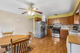 818 S 2nd Ave, Maywood, IL 60153 - Photo 5