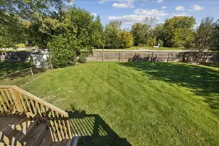 990 Brush Hill Ln, Lake Zurich, IL 60047 - Photo 19