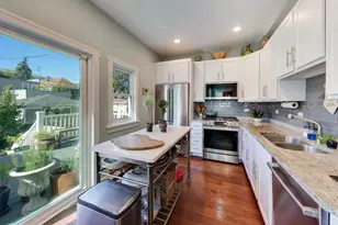 2636 N Drake Ave, Chicago, IL 60647 - Photo 13