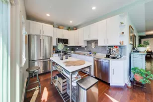 2636 N Drake Ave, Chicago, IL 60647 - Photo 11