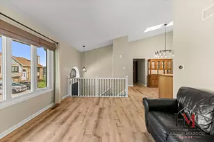 9241 Windsor Pkwy, Tinley Park, IL 60487 - Photo 5