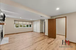 9241 Windsor Pkwy, Tinley Park, IL 60487 - Photo 19