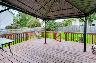 985 Ridgewood Ln, Crystal Lake, IL 60014 - Photo 19