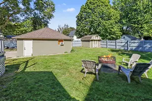 330 Pleasant St, Sheridan, IL 60551 - Photo 37
