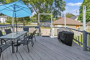 330 Pleasant St, Sheridan, IL 60551 - Photo 33