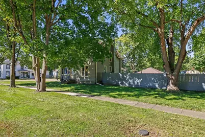 330 Pleasant Street, Sheridan, IL 60551 - Photo 3
