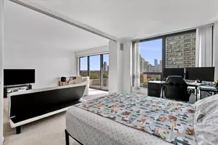 2020 N Lincoln Park W, Chicago, IL 60614 - Photo 15