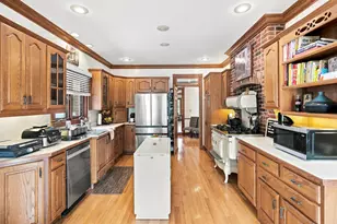45W235 Hillview Ln, Hampshire, IL 60140 - Photo 11
