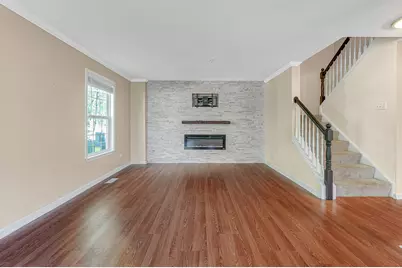 560 Jennifer Circle, Mundelein, IL 60060 - Photo 11