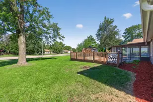 1622 W Celebrity Cir, Hanover Park, IL 60133 - Photo 21