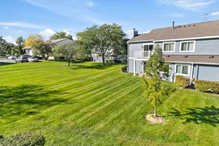 1002 Boston Cir, Schaumburg, IL 60193 - Photo 25