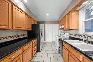 119 Glen View Dr, Sherrard, IL 61281 - Photo 7