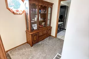 204 Towne St, Morrison, IL 61270 - Photo 15
