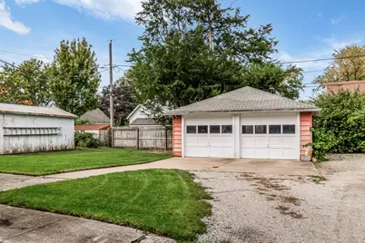 919 E Washington Street, Pontiac, IL 61764 - Photo 31