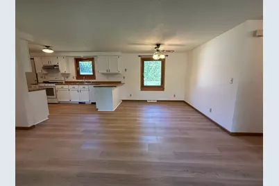 1667 Forestview Drive, Sycamore, IL 60178 - Photo 5