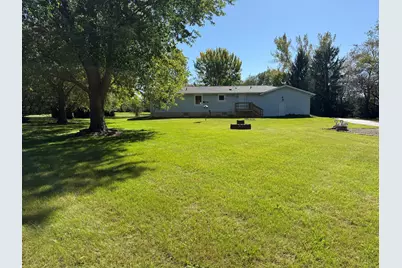1667 Forestview Drive, Sycamore, IL 60178 - Photo 27