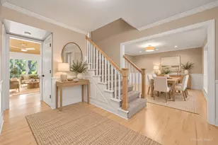 550 Longmeadow Cir, Saint Charles, IL 60174 - Photo 5