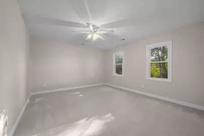 550 Longmeadow Circle, Saint Charles, IL 60174 - Photo 39