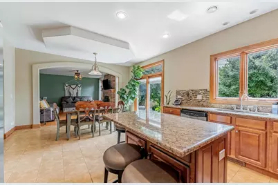 [Address not provided], Hillside, IL 60162 - Photo 11