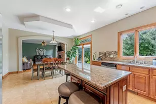 [Address not provided], Hillside, IL 60162 - Photo 11