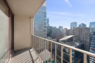 200 N Dearborn St, Chicago, IL 60601 - Photo 15