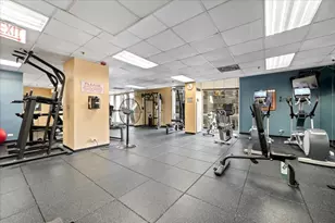 200 N Dearborn St, Chicago, IL 60601 - Photo 19