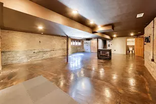 10516 S Seeley Ave, Chicago, IL 60643 - Photo 49