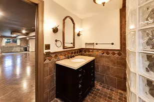 10516 S Seeley Ave, Chicago, IL 60643 - Photo 51