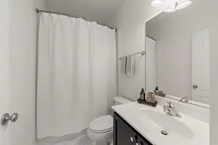 3654 Thornhill Dr, Elgin, IL 60124 - Photo 15